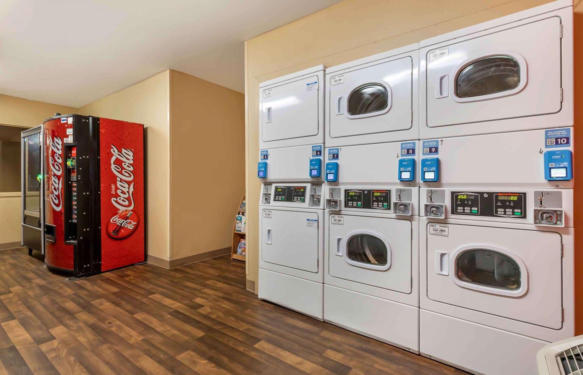 Extended Stay America Select Suites - Fayetteville - Springdale Ngoại thất bức ảnh